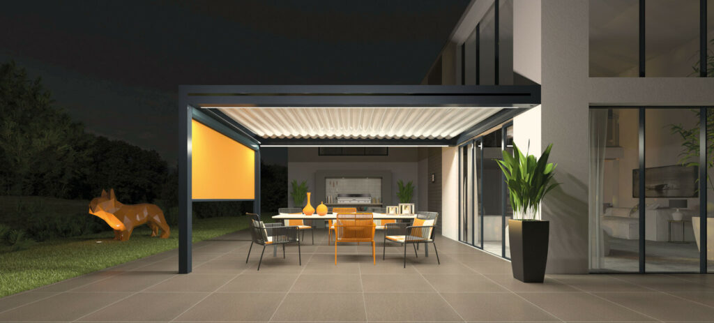 Pergola w nocy z Screen ZIP i LED
